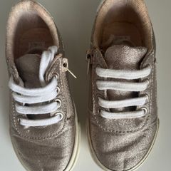 Zara baby girls shimmering rose gold metallic finish with side zippers trainers Sz UK5/EU 22 EUC