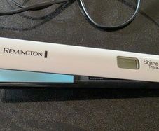 Remington Shine Hair Straightener