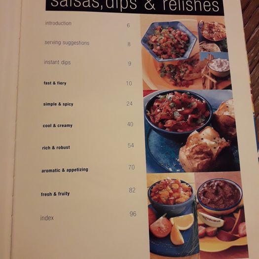 Cook Book: Salsa, Dips & Relishes (Silvana Franco)  Hardback, 96 pages