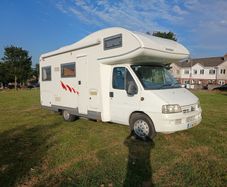 Camper