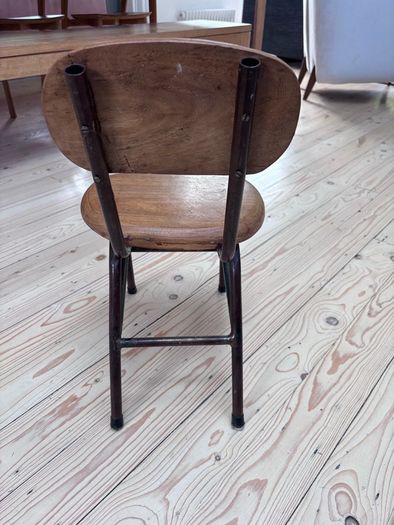Kids wooden chair