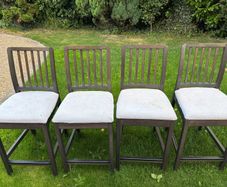 Island / Bar Stools