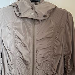 Dutch Brand Yaya Coat Jacket Ladies. Medium. Sage Green / Khaki. Satin Finish.  Detachable hood. Excellent. Proceeds To Medecins Sans Frontieres.
