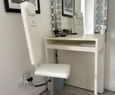 Make up professional Chair & Mirror from Italy.