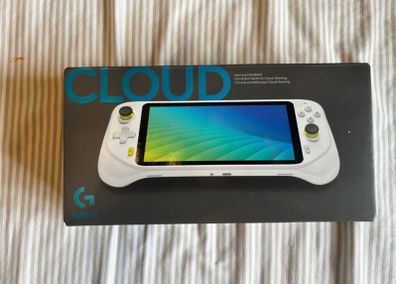 Logitech G Cloud Handheld Gaming Console White Brand New