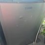 Fridge and freezer Image 3