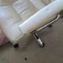 office chair Image 4