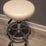 Small Pedicure Chair Image 2