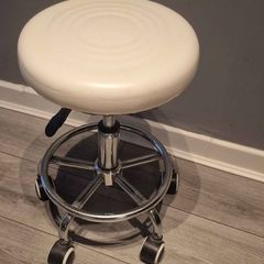 Small Pedicure Chair