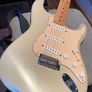 Fender Stratocaster Gold Image 2