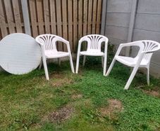 garden  table and chairs