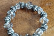 Vintage elastic bracelet with beads.