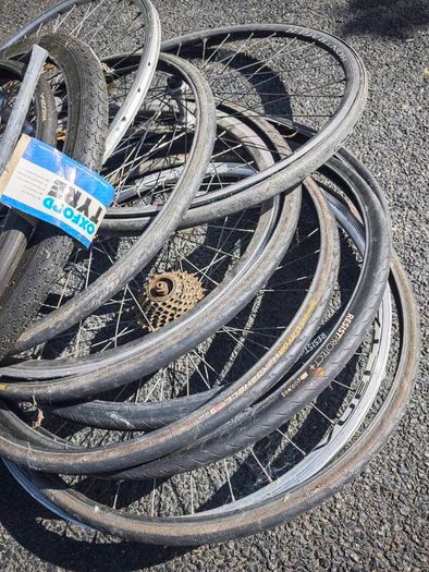 Road bike,  racing bike 700c wheels and tyres bundle  Continental tyres, 700x23c & 700x28c & 26" mixed condition