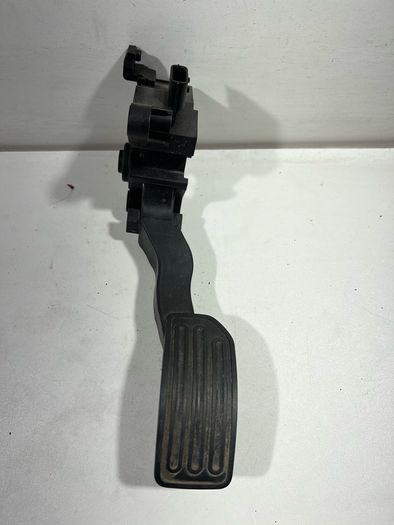2015 Nissan Accelerator Throttle Pedal 180021hm0b A1l1b517g