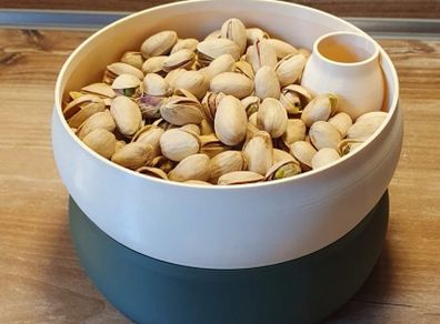 Pistachio bowl 2 in 1 any colour you want