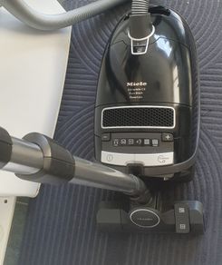 Miele Hoover
