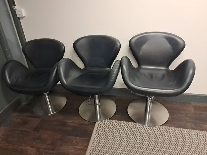barber chairs