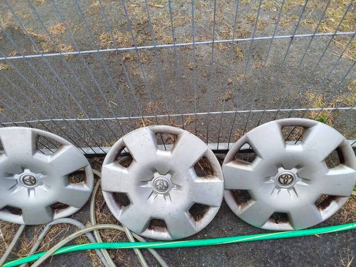 Toyota wheel trims