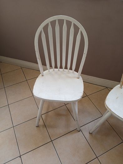 Chairs free x2