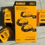 dewalt 18v / 20 volt battery set 4Ah and 2Ah Image 6