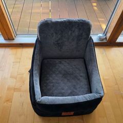Dog car seat