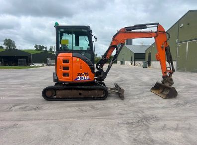 2019 Hitachi 33U