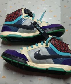 Nike Air Morgan  6.0   Trainers  (318886-302)