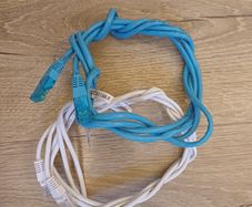 2x 2m Ethernet LAN Cables (RJ45)