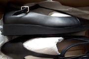 New clarkes shoes in box