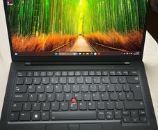 Lenovo ThinkPad Carbon X1 Gen 10 with OLED Display