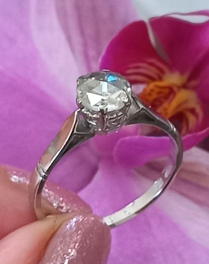 Antique Diamond 18ct White Gold Solitaire Ring
