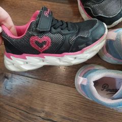 Free kids shoes size 11/12