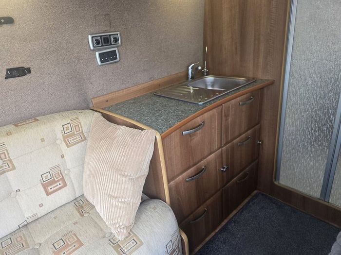 Camper