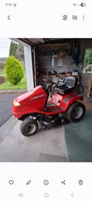 Ride on lawnmower