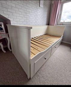 ikea day bed