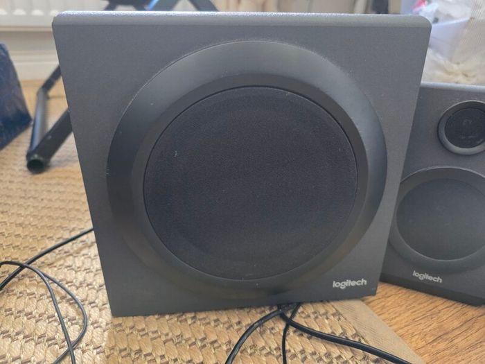 Logitech Z333 Speaker System