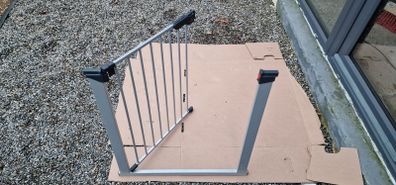 BabyDan Premier Wide Pressure Indicator Gate, Silver
