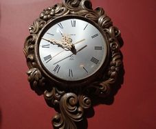 Large Smiths Circa 1950 Antique Battery Operated Wall Clock