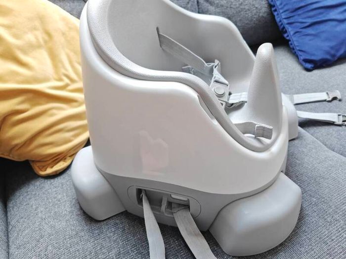 Mamas and papas 3 in floor slash chair seat