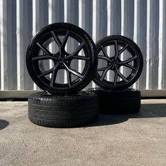 Genuine Volkswagen Touareg Estoril R Line 22" Alloy Wheels