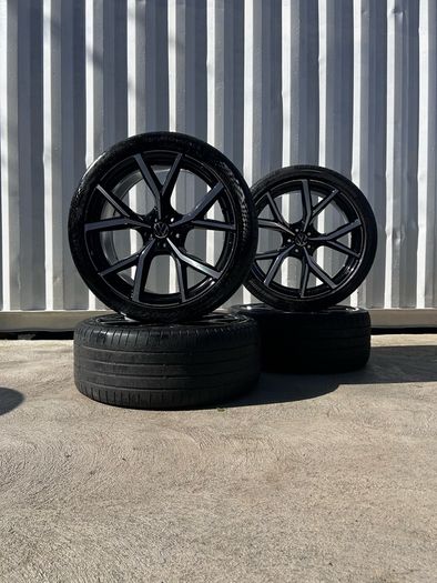 Genuine Volkswagen Touareg Estoril R Line 22" Alloy Wheels
