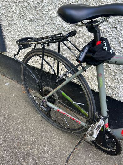 Carrera road bike 52 cm