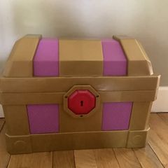 Ryan's World Treasure Chest