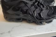 Vapourmax as new 8.5uk 100% genuine