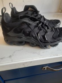 Vapourmax as new 8.5uk 100% genuine
