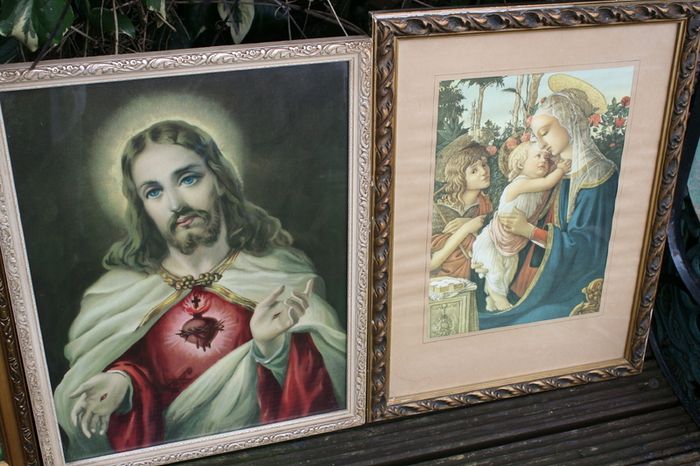 Vintage Holy Picture (35 each)