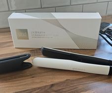 ghd Platinum+ Professional Smart Styler | White | Boxed | Like New