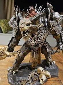 Guild Wars 2 - Rytlock Brimstone Collector figurine