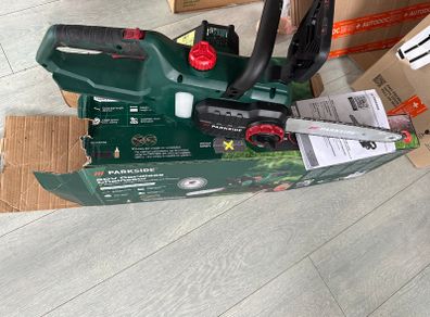 Cordless chainsaw