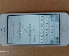 Apple Iphone 5, white, 16GB, Activation Locked, for parts or repair, Excellent cosmetic condition